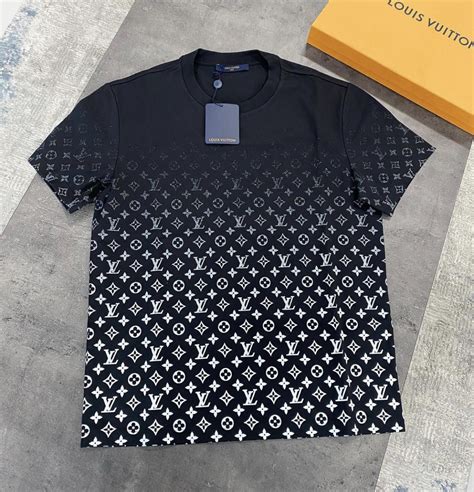 louis vuitton t shirt herren monogram|Louis Vuitton t shirt price.